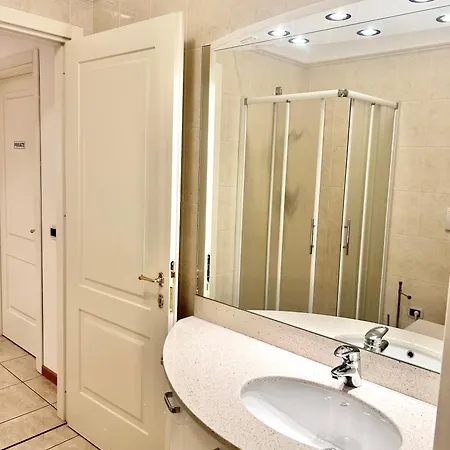 Апартаменты Porta Torre - By Relais Di Giada Комо